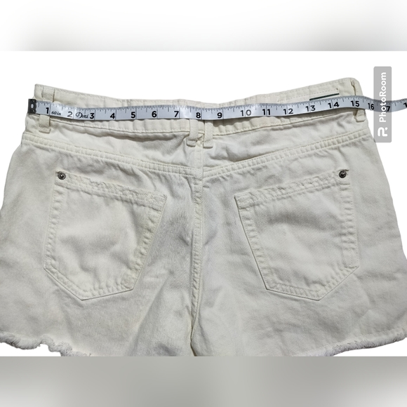 Zara ivory denim shorts women's high waist distressed button jeans short size 6 - Picture 8 of 9